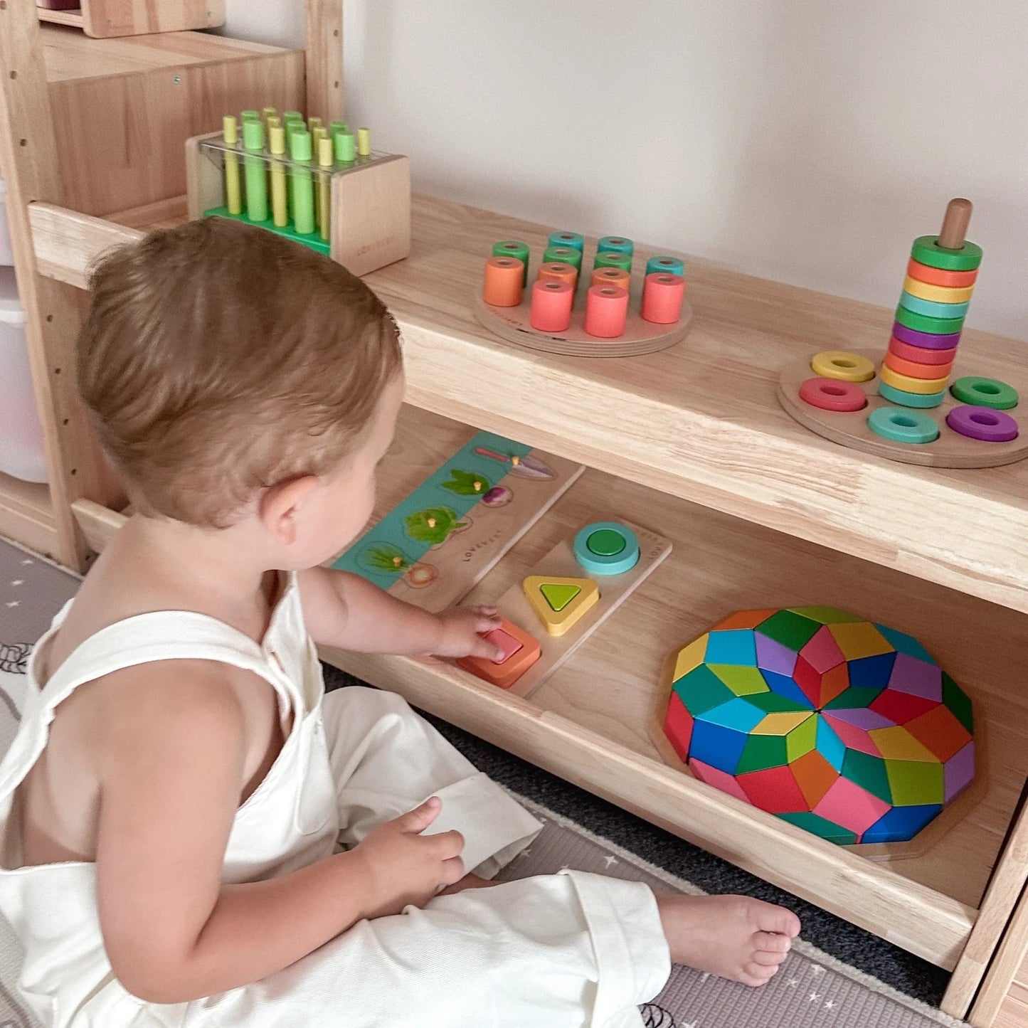 Adjustable Solid Wood 3 Layer Storage Shelf