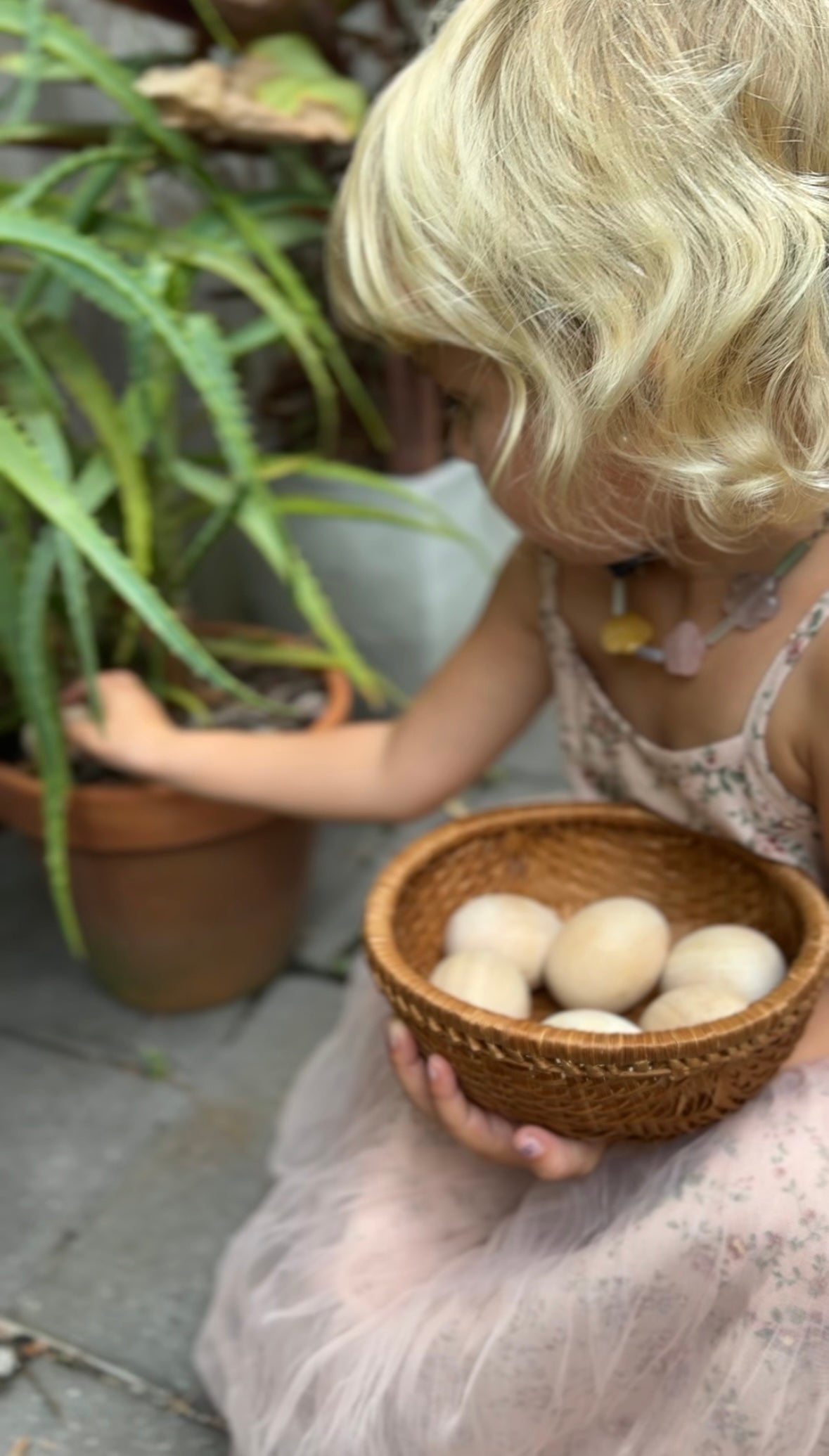 Creative Craft Wooden Eggs – DIY Decorating Set