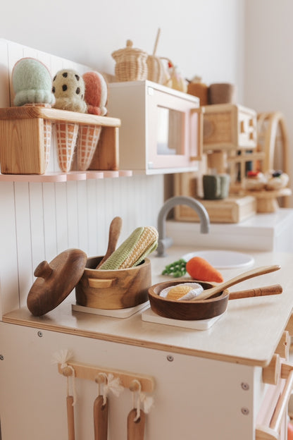 Mahogany Pot and Pan Set