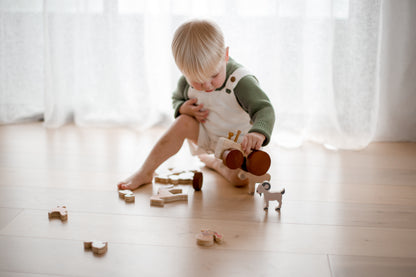 Farm Animals & Tractor Set